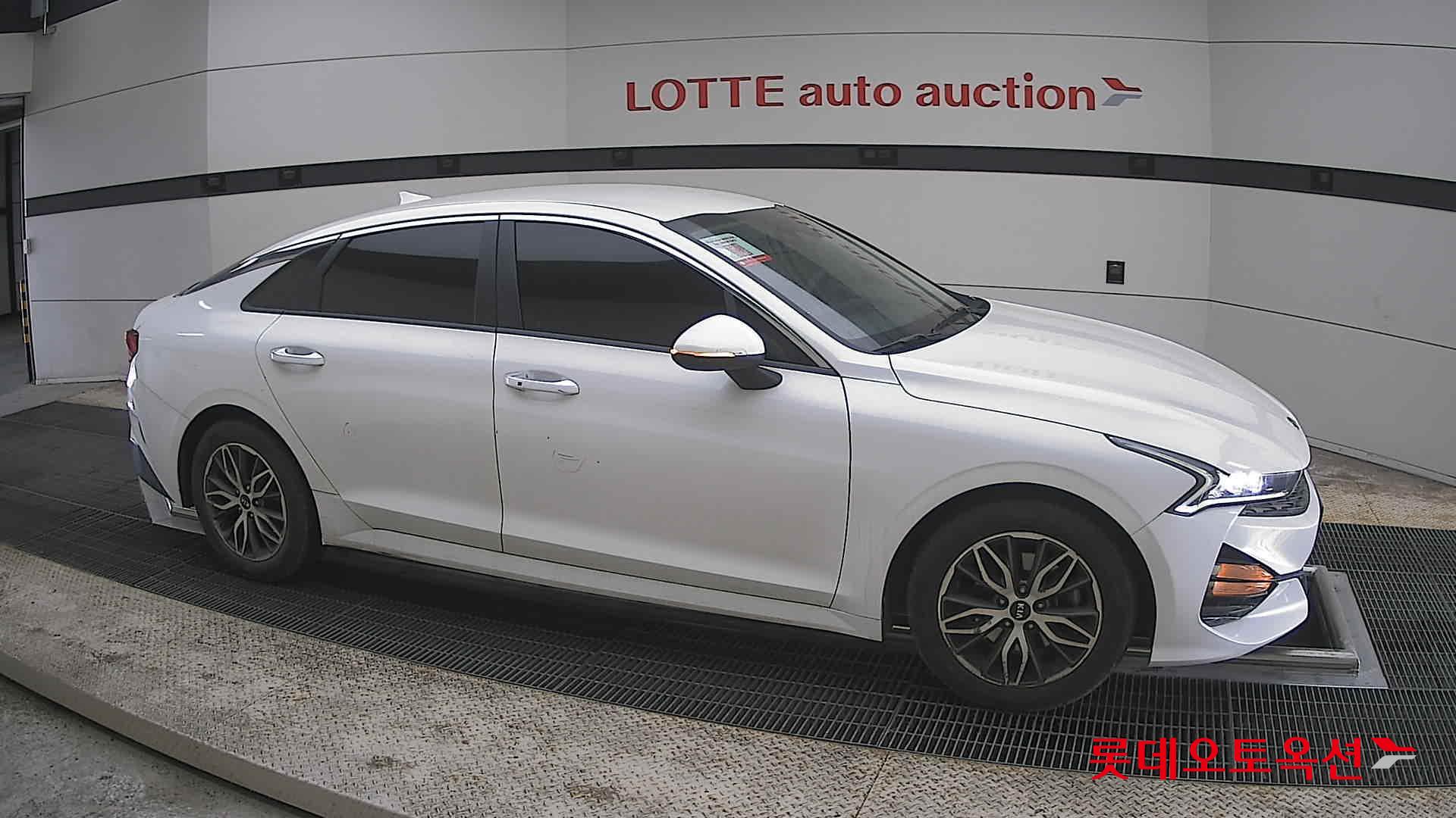 Kia K5 2021 - Image 22