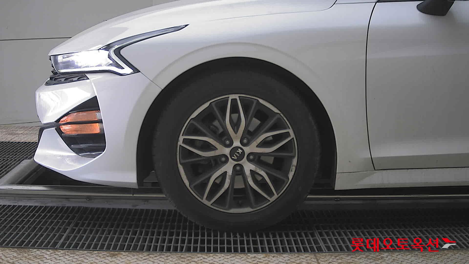 Kia K5 2021 - Image 25