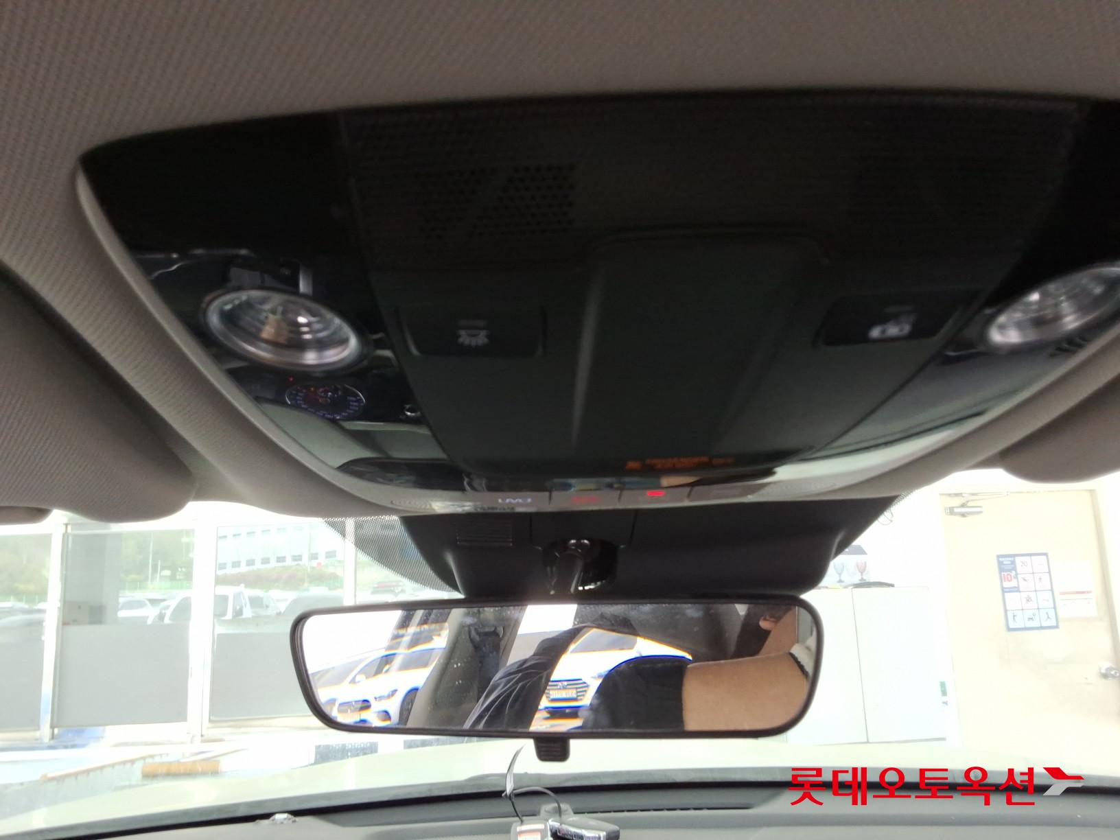 Kia K5 2021 - Image 31