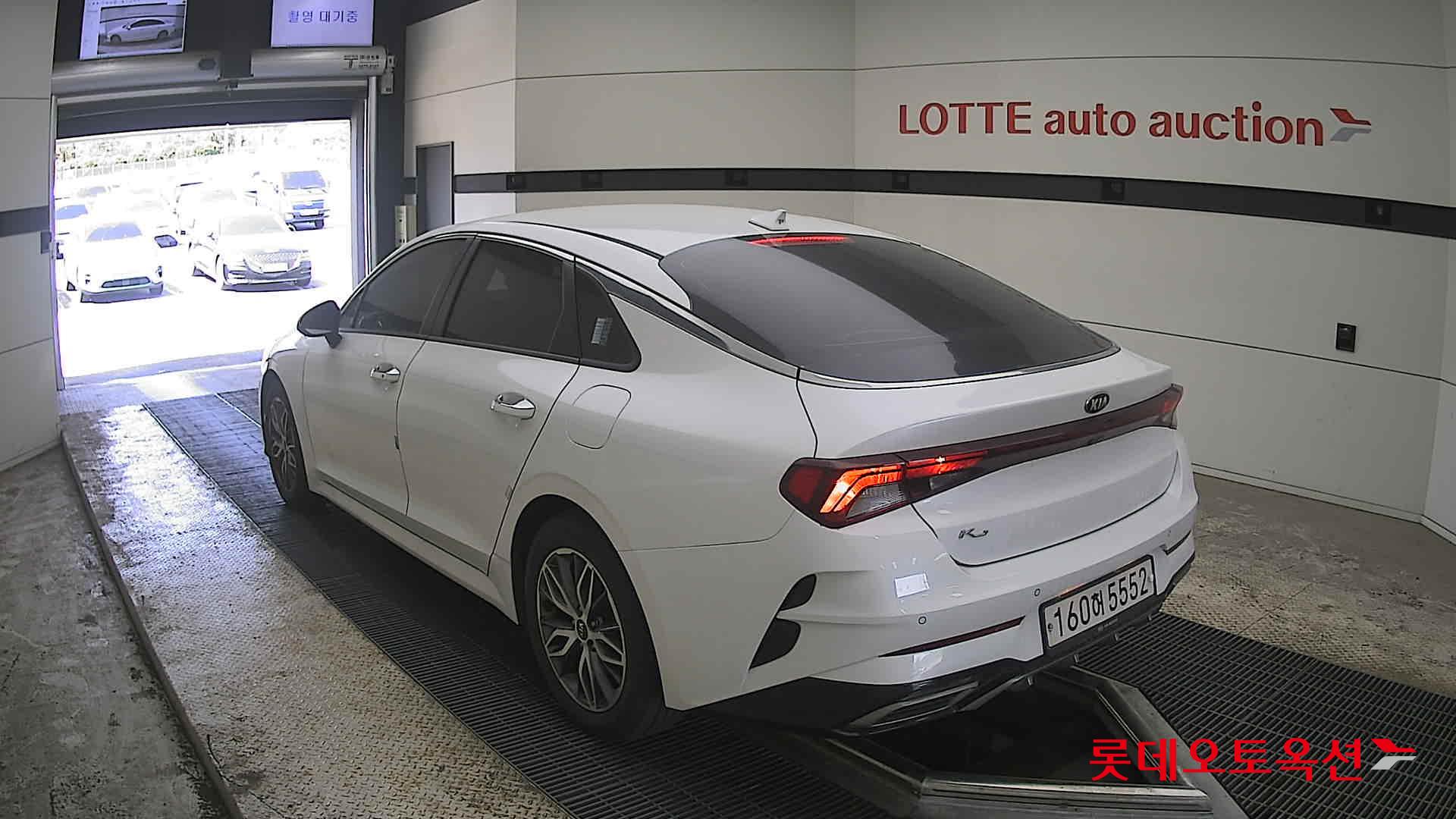 كيا K5 2021 - صورة 4