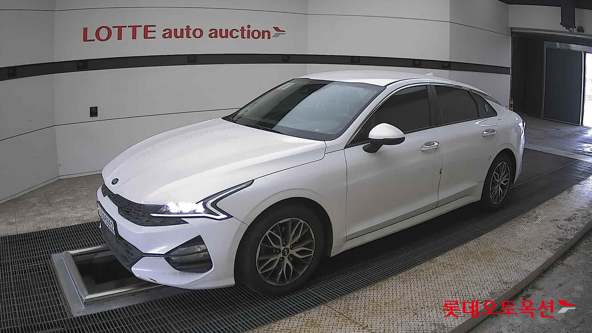 كيا K5 2021 - صورة 11