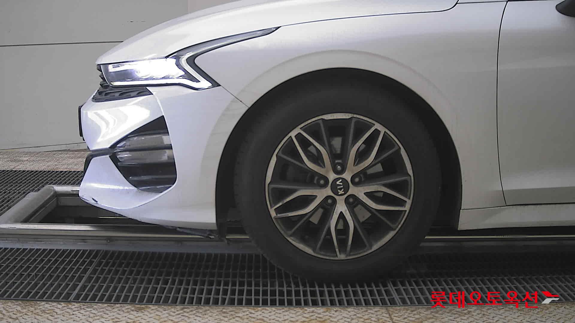 كيا K5 2021 - صورة 25