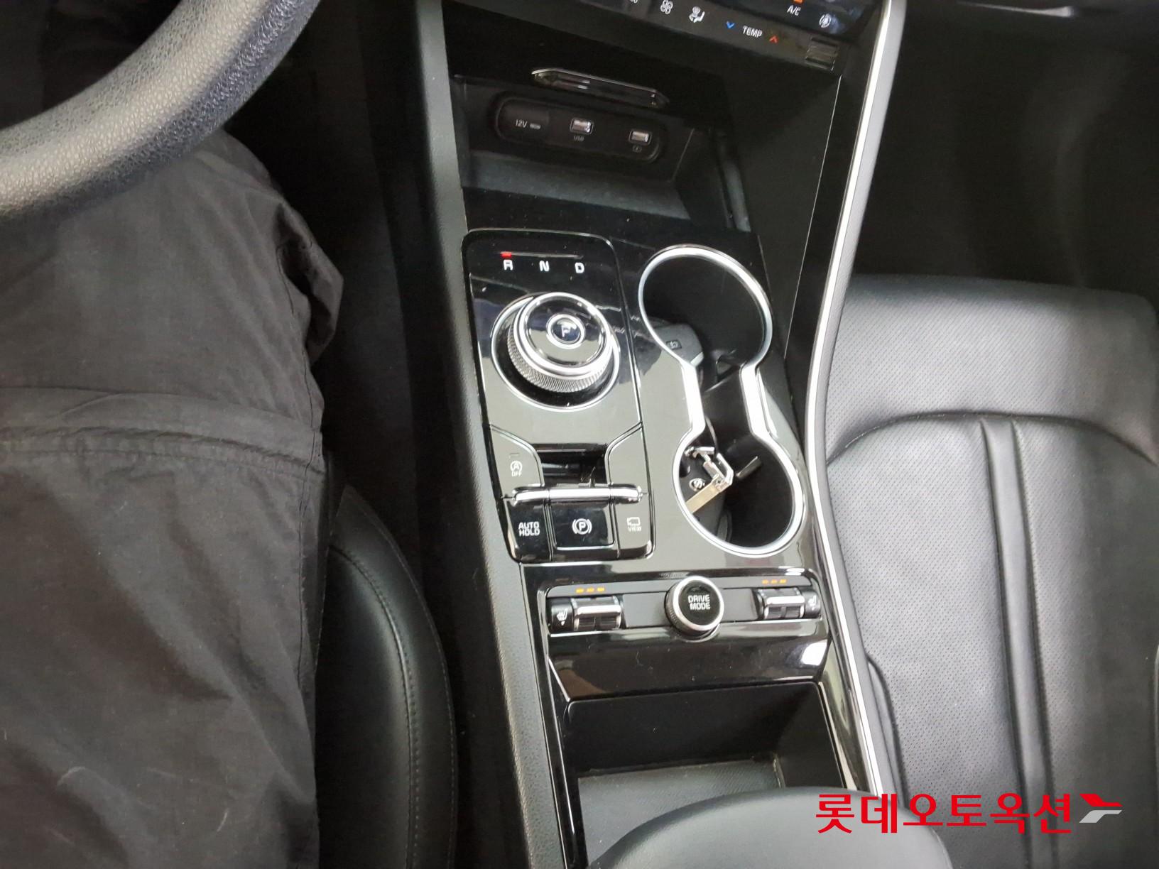 كيا K5 2021 - صورة 32