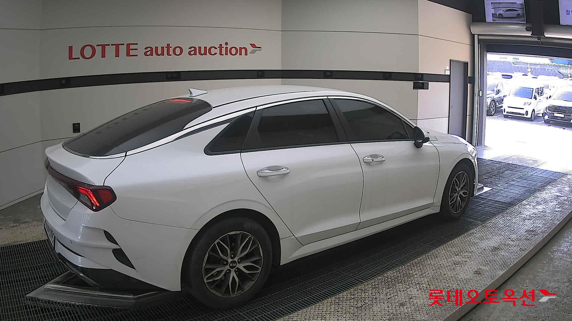 기아자동차 K5 2021 - 이미지 19