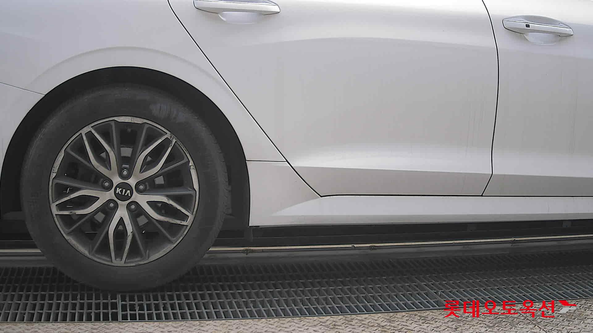 기아자동차 K5 2021 - 이미지 28