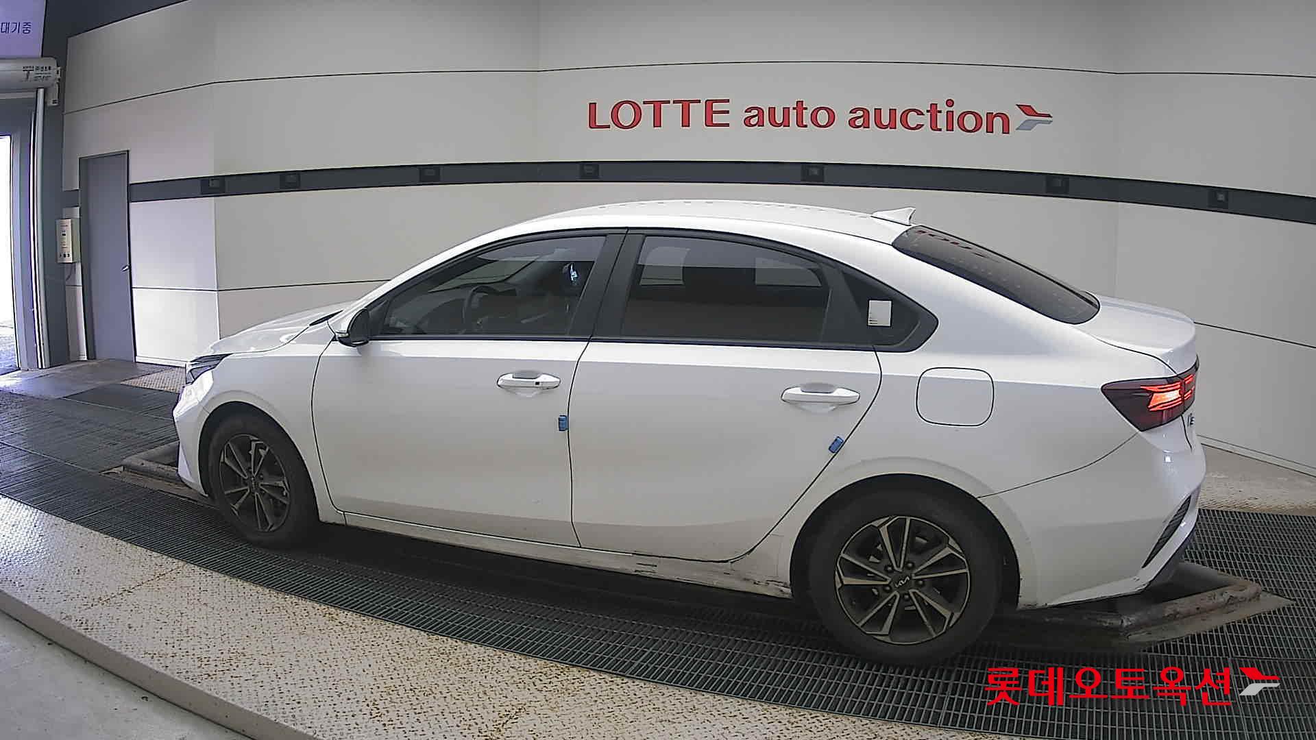 صورة إضافية