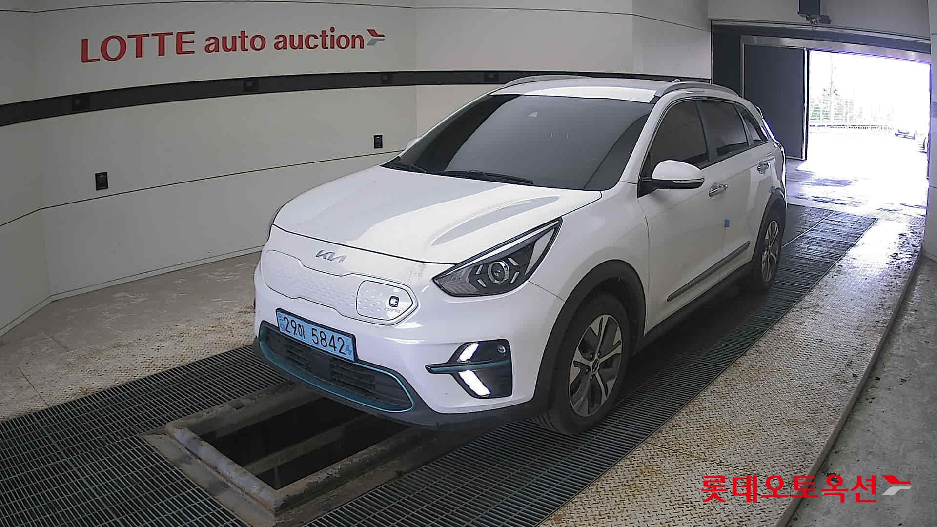 Kia Niro EV id 3816400 из Кореи 14