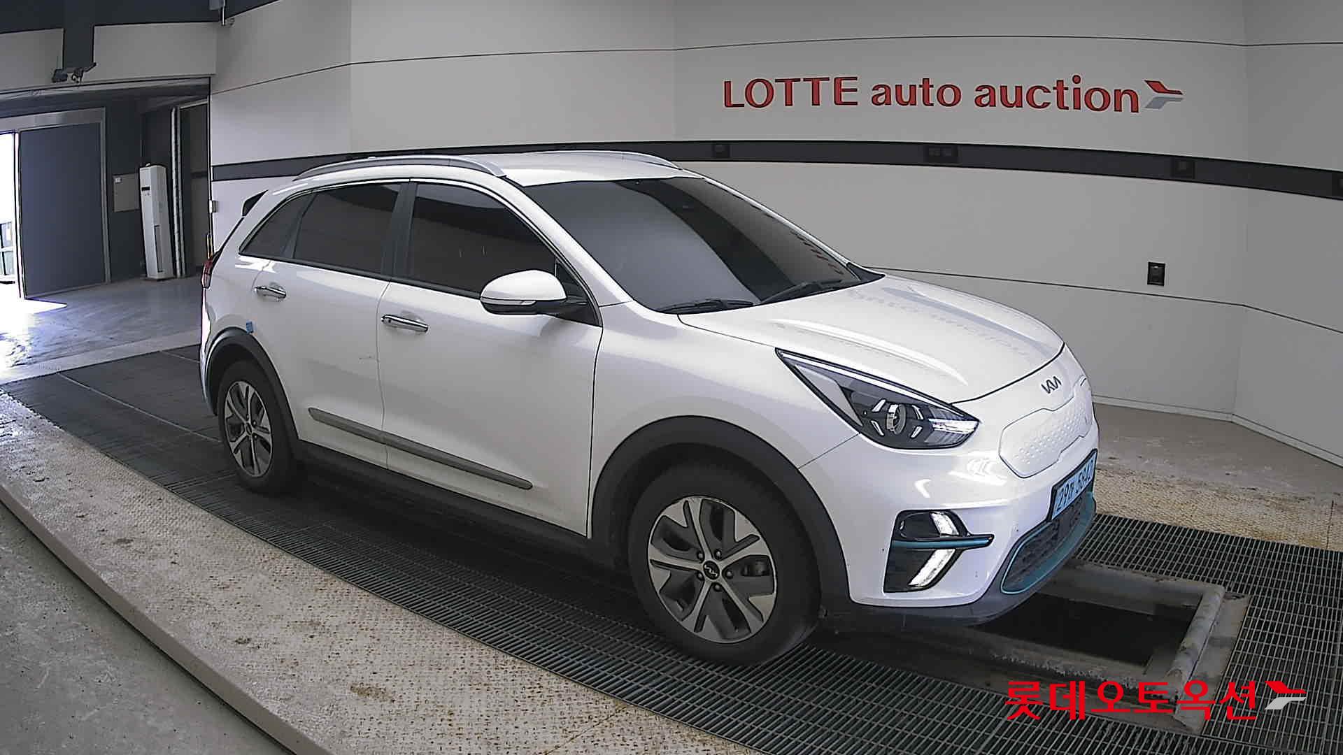Kia Niro EV id 3816400 из Кореи 16