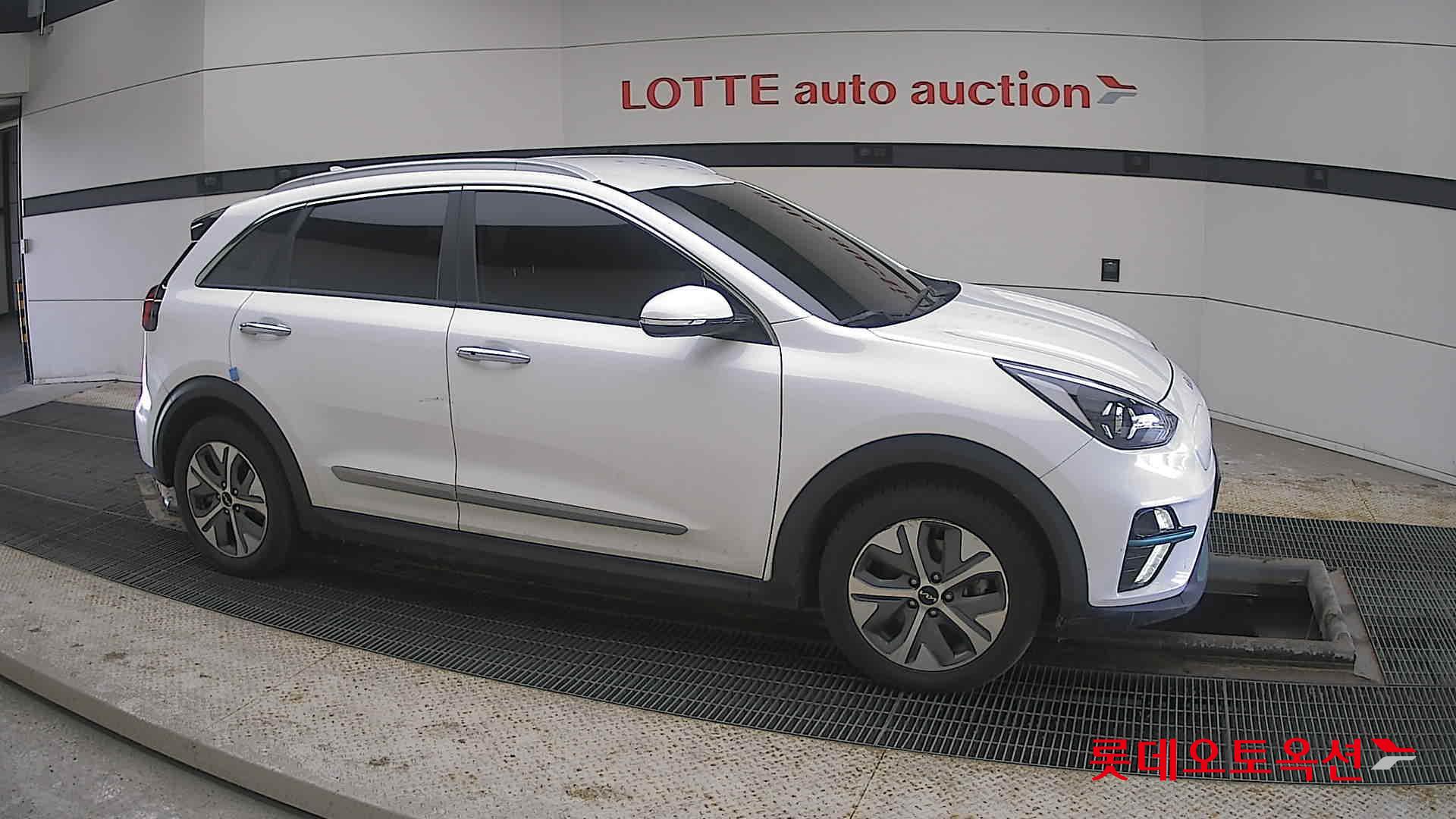 Kia Niro EV id 3816400 из Кореи 17