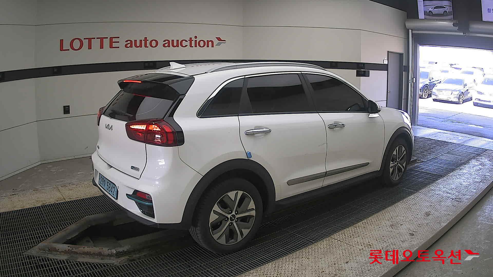 Kia Niro EV id 3816400 из Кореи 19
