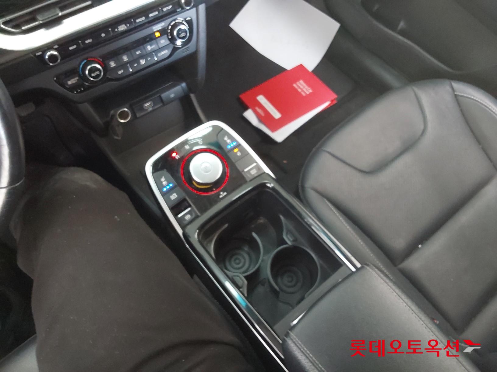 Kia Niro EV id 3816379 из Кореи 33