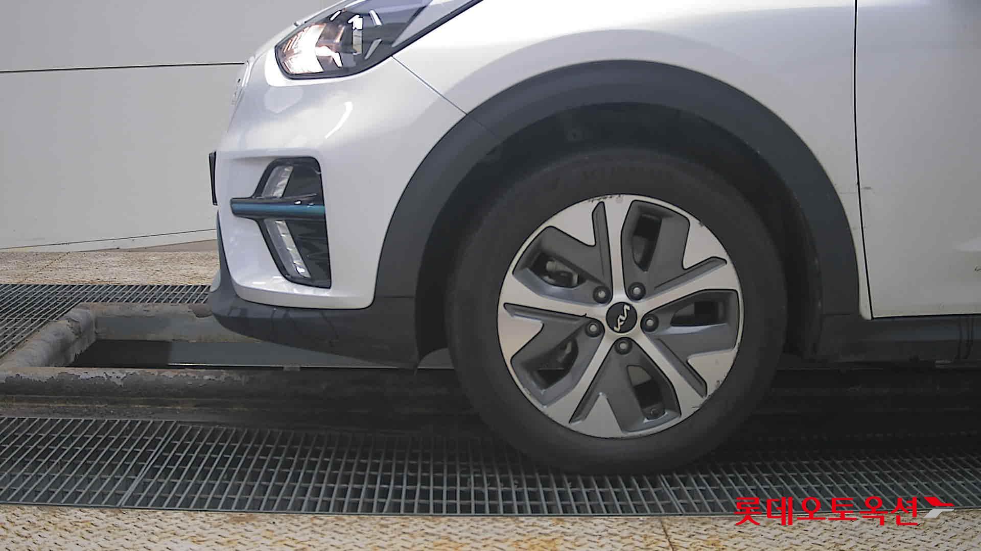 Kia Niro EV id 3816454 из Кореи 21