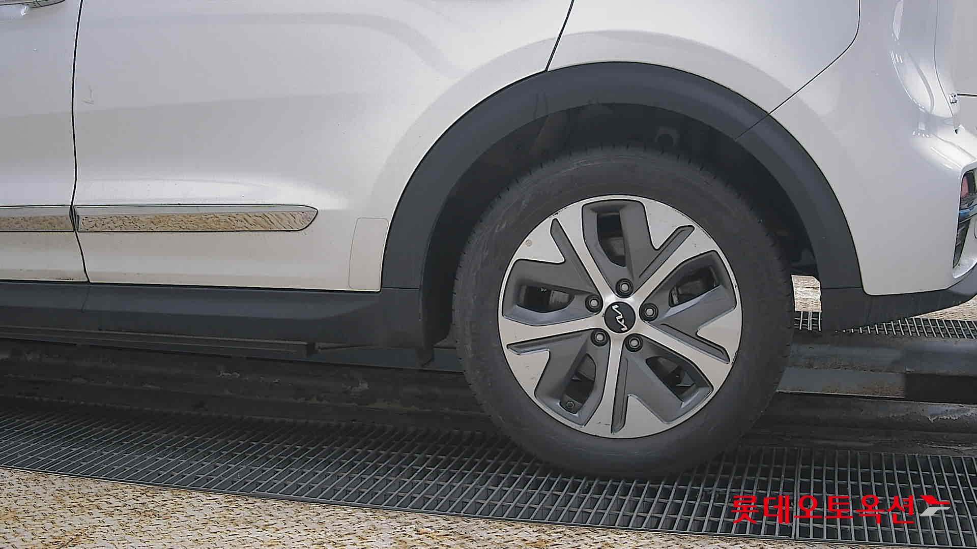 Kia Niro EV id 3816454 из Кореи 22