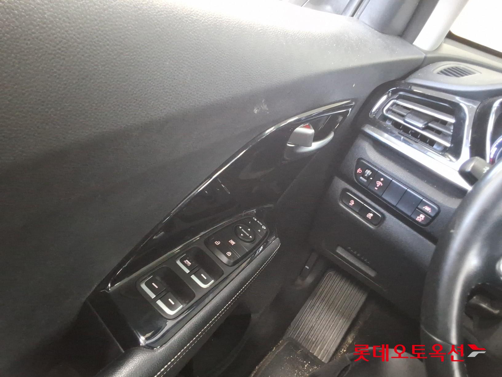 Kia Niro EV id 3816454 из Кореи 28