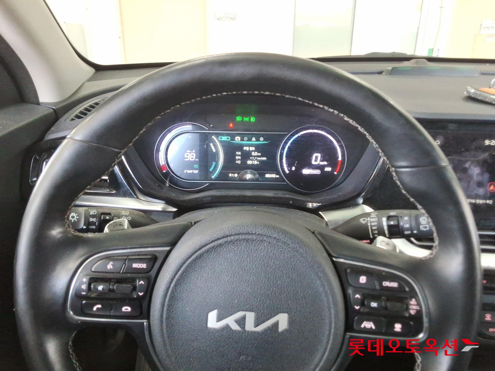 Kia Niro EV id 3816454 из Кореи 29
