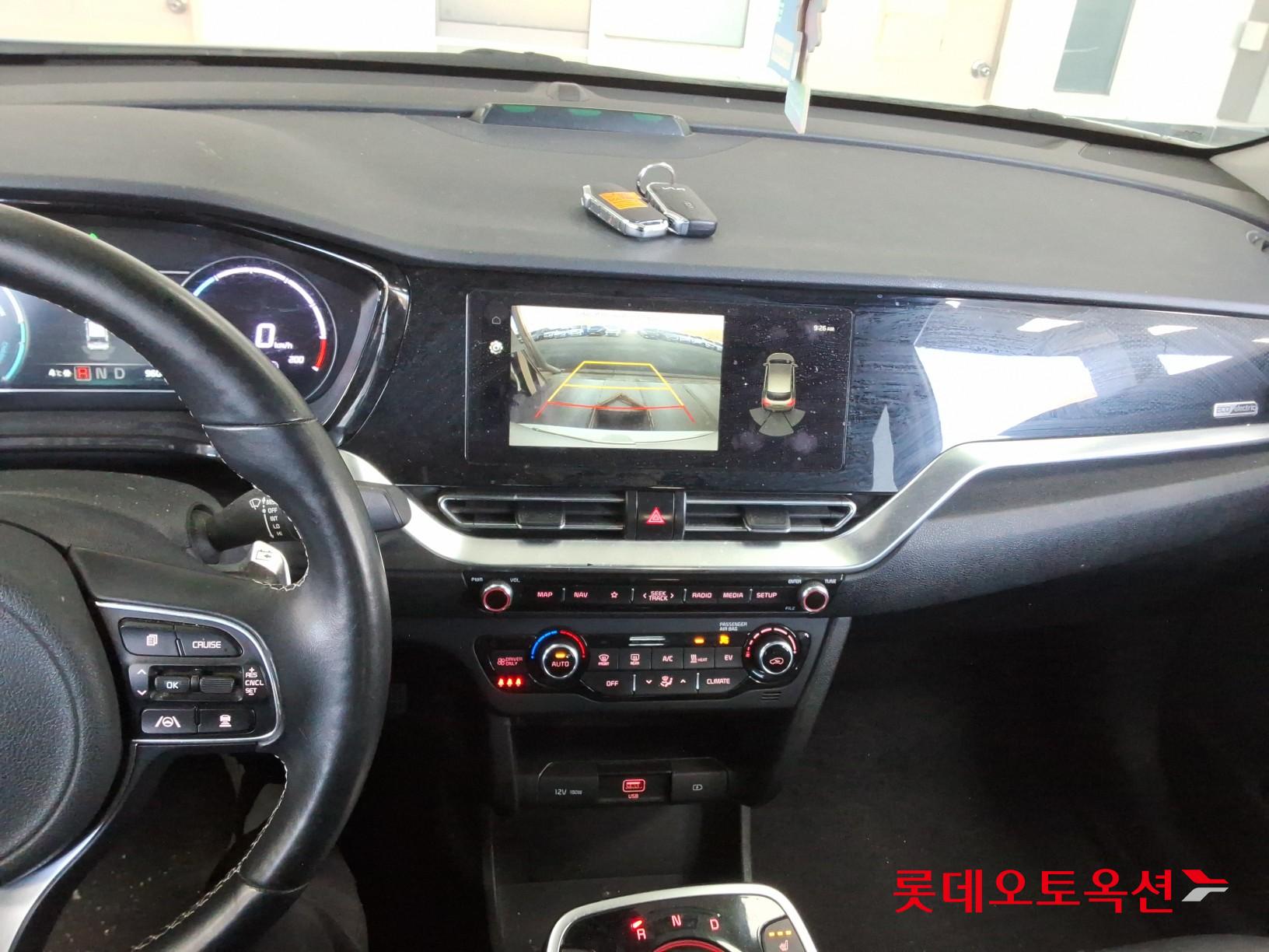 Kia Niro EV id 3816454 из Кореи 32