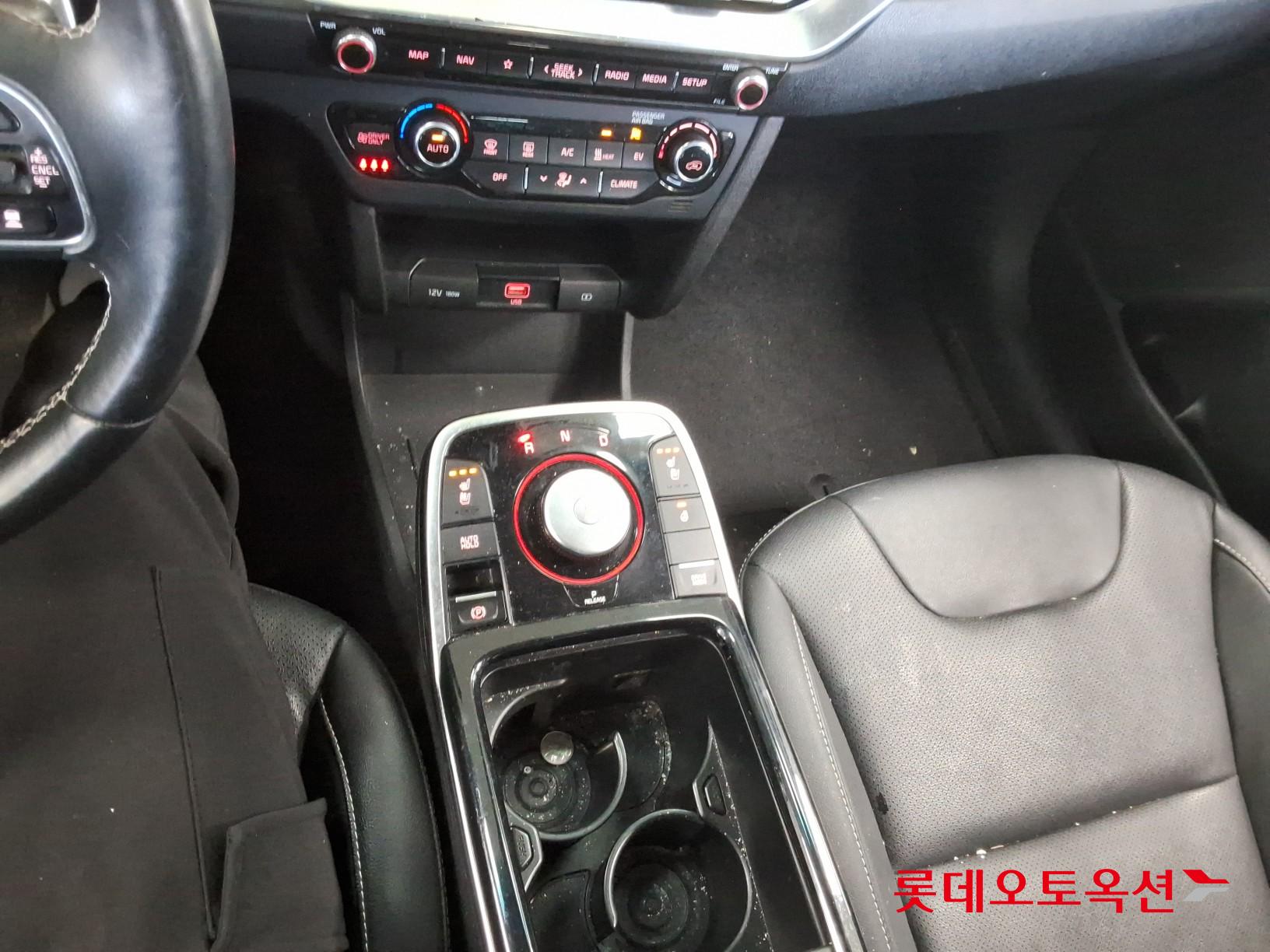 Kia Niro EV id 3816454 из Кореи 33