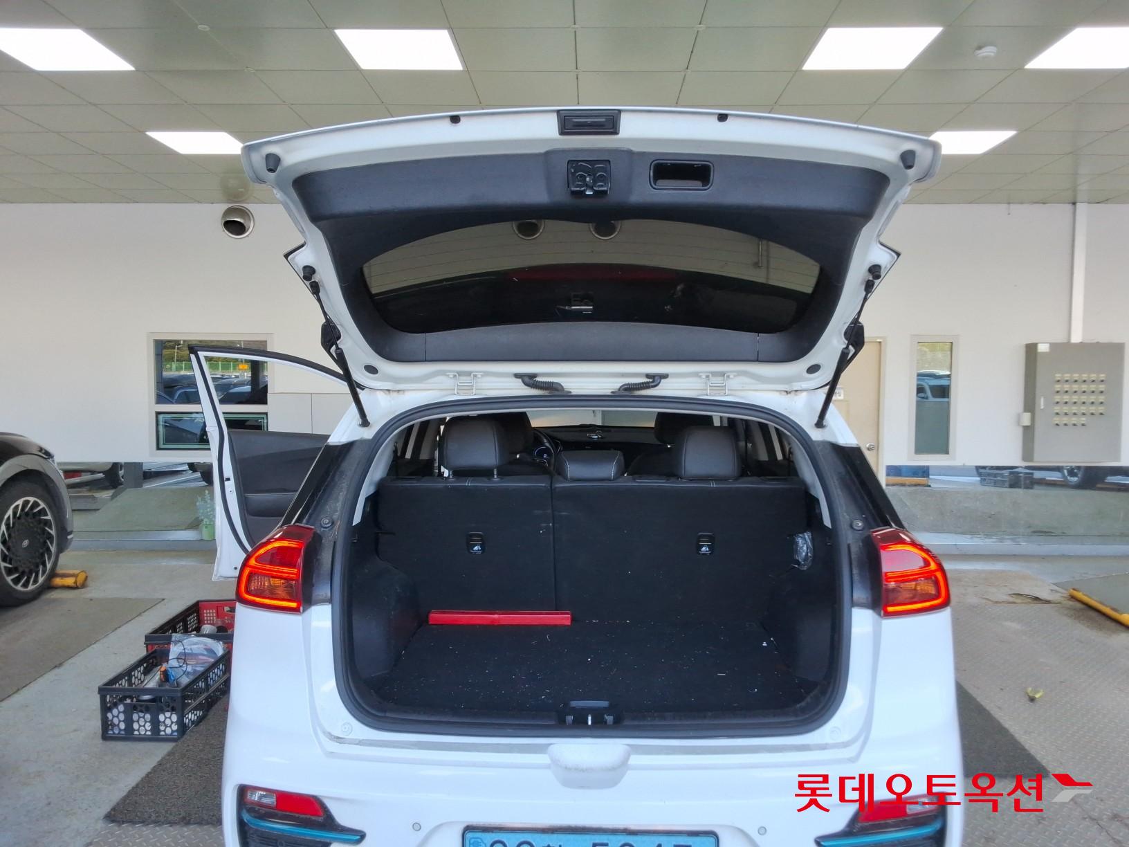 Kia Niro EV id 3816454 из Кореи 37