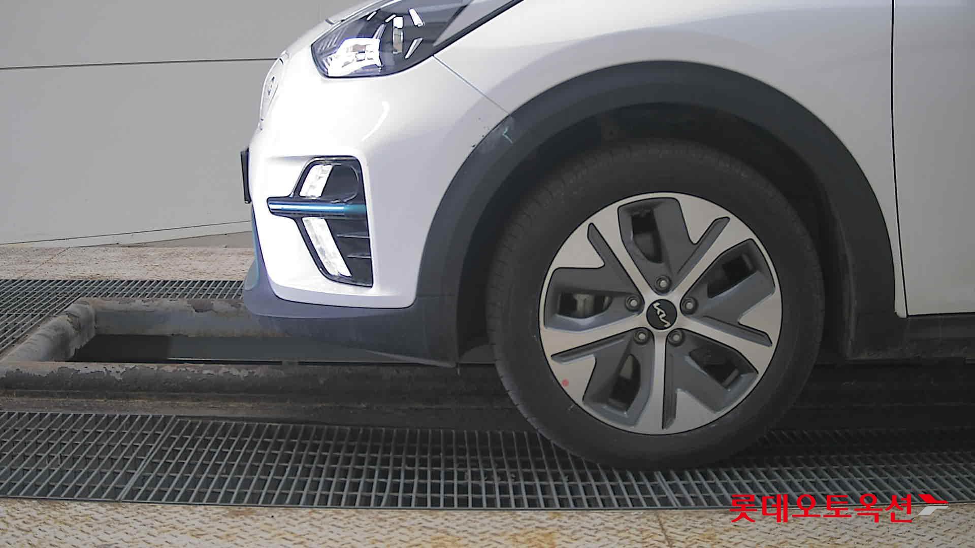 Kia Niro EV id 3816392 из Кореи 21