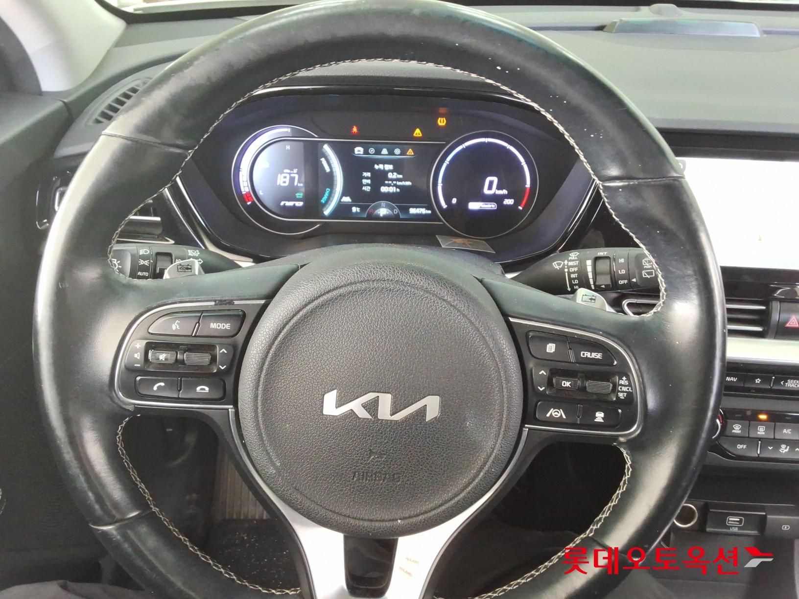 Kia Niro EV id 3816392 из Кореи 29