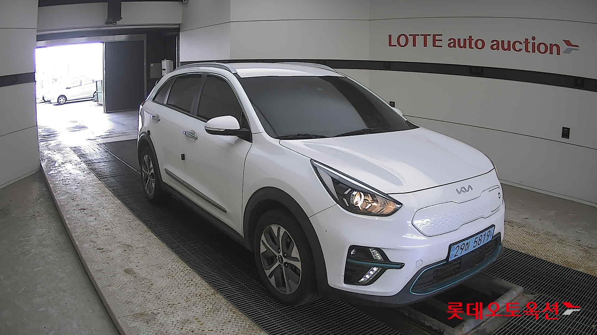 كيا نيرو 2022 - صورة 6