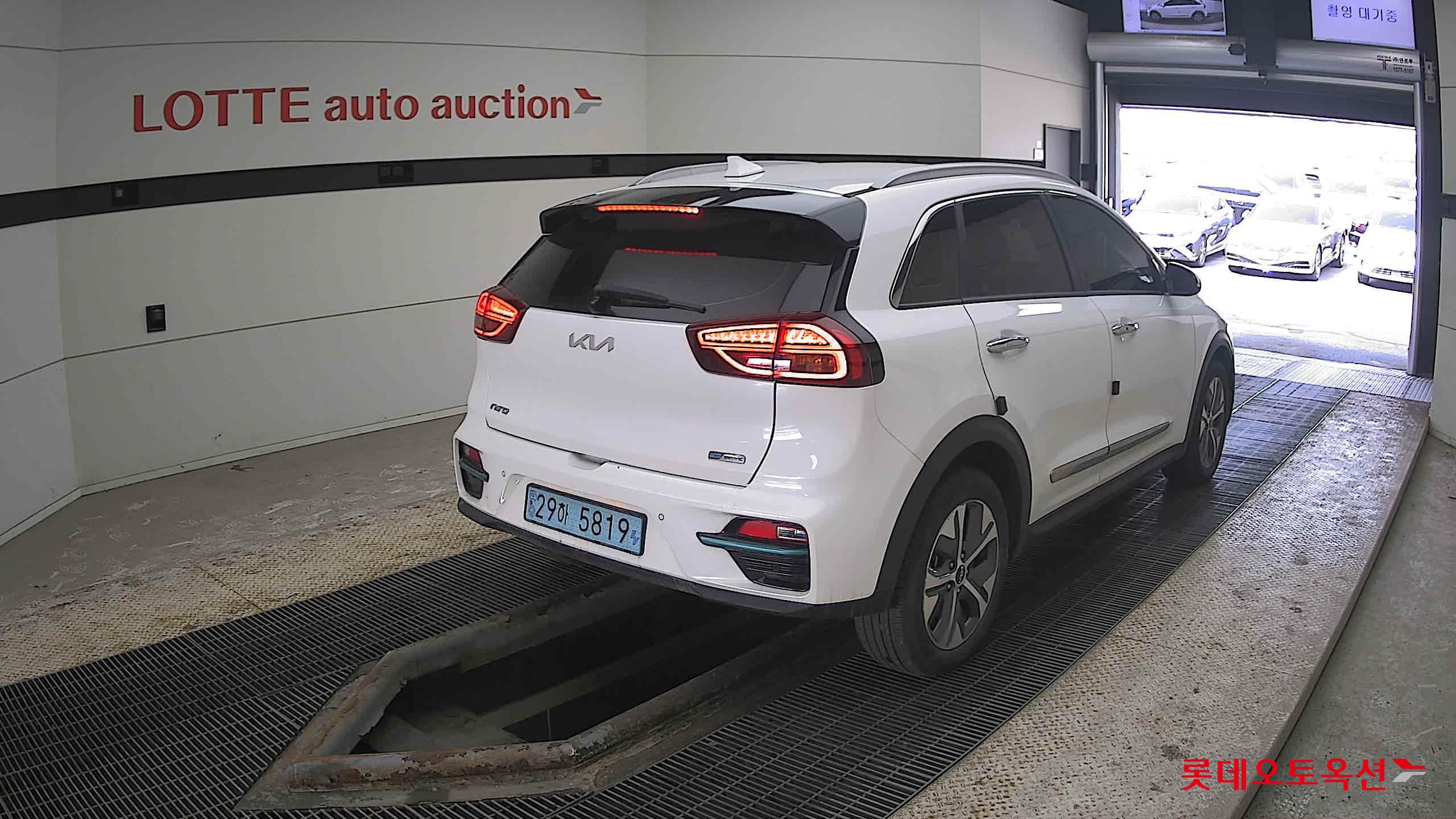 كيا نيرو 2022 - صورة 5