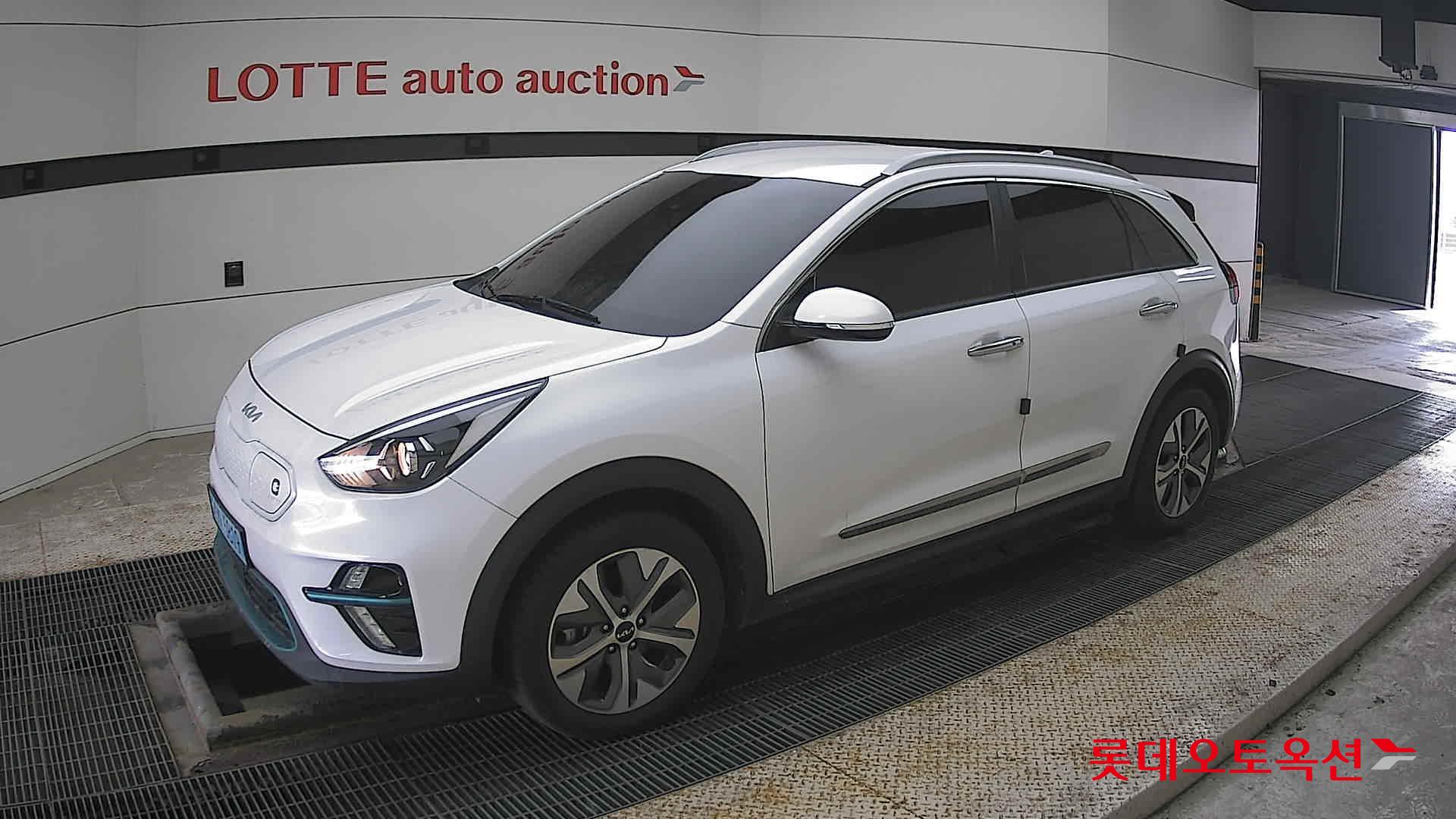 كيا نيرو 2022 - صورة 11