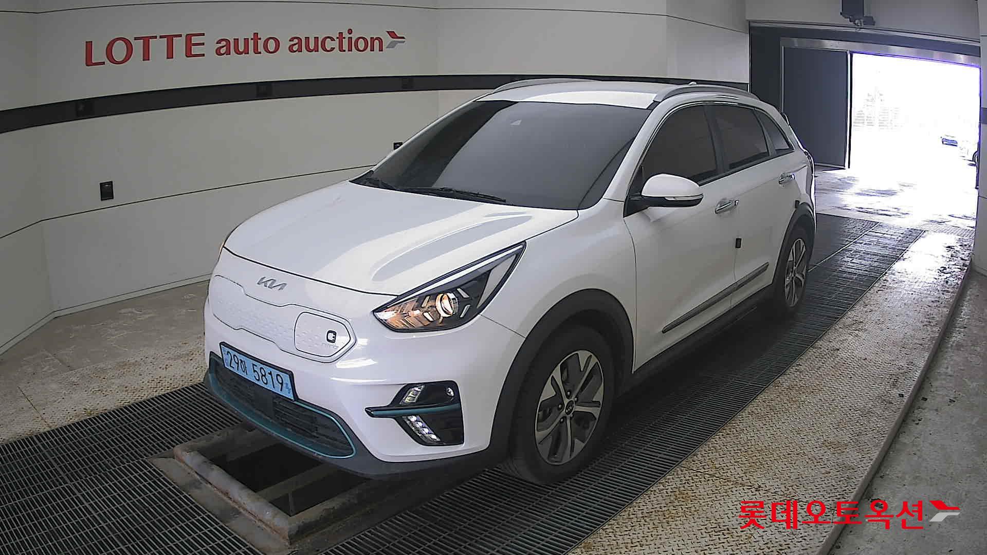 كيا نيرو 2022 - صورة 3