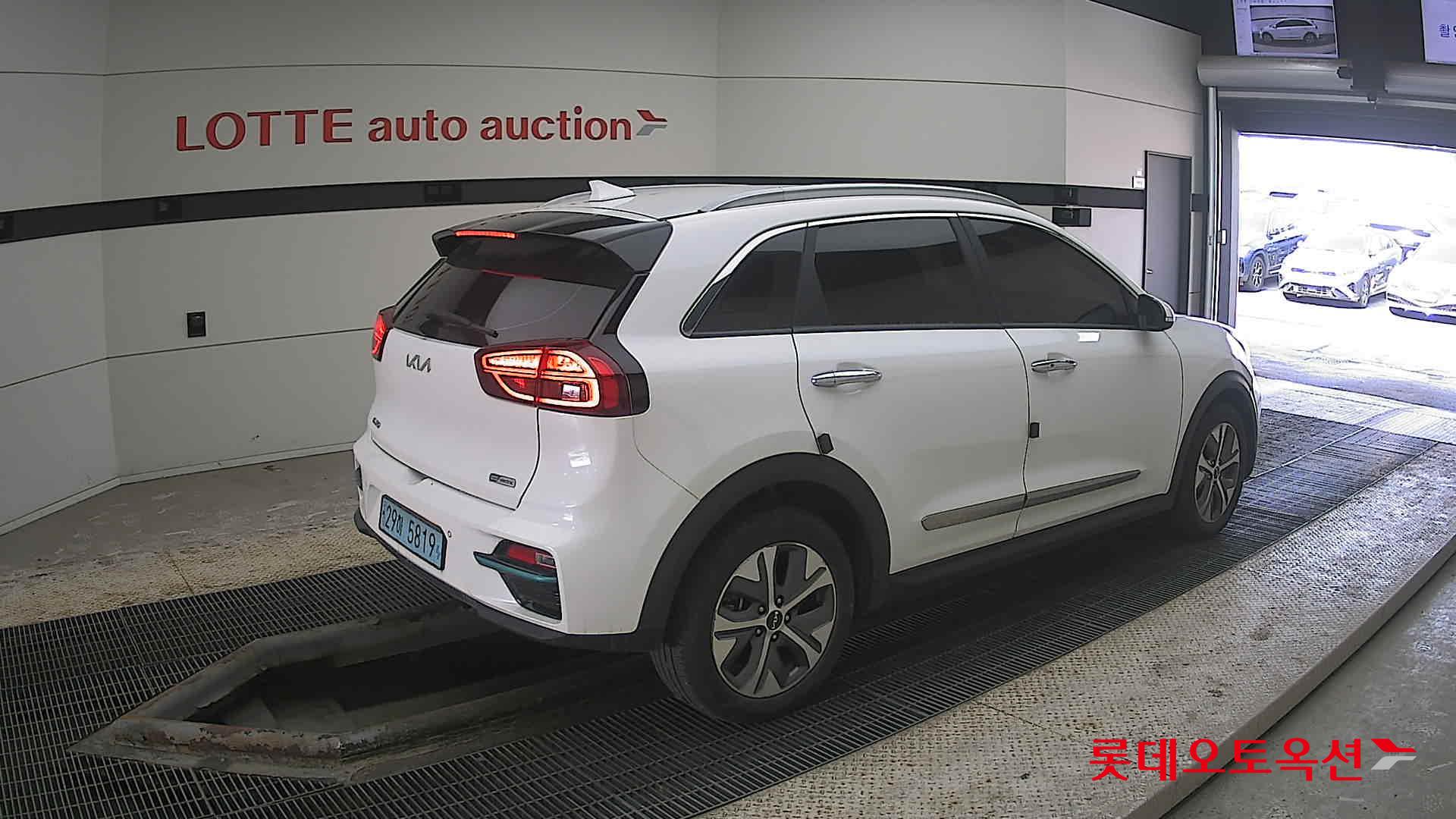 كيا نيرو 2022 - صورة 19