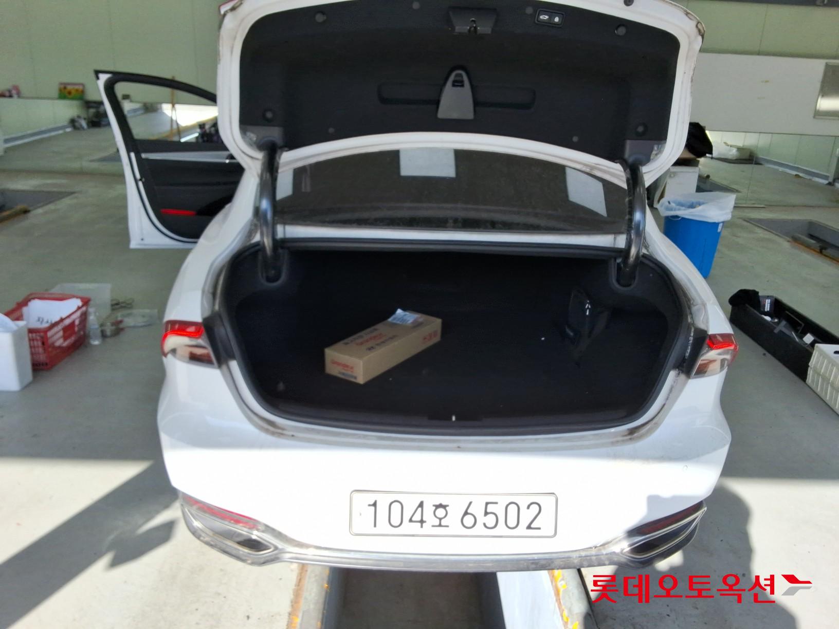 Hyundai Grandeur Hybrid id 3633584 из Кореи 36