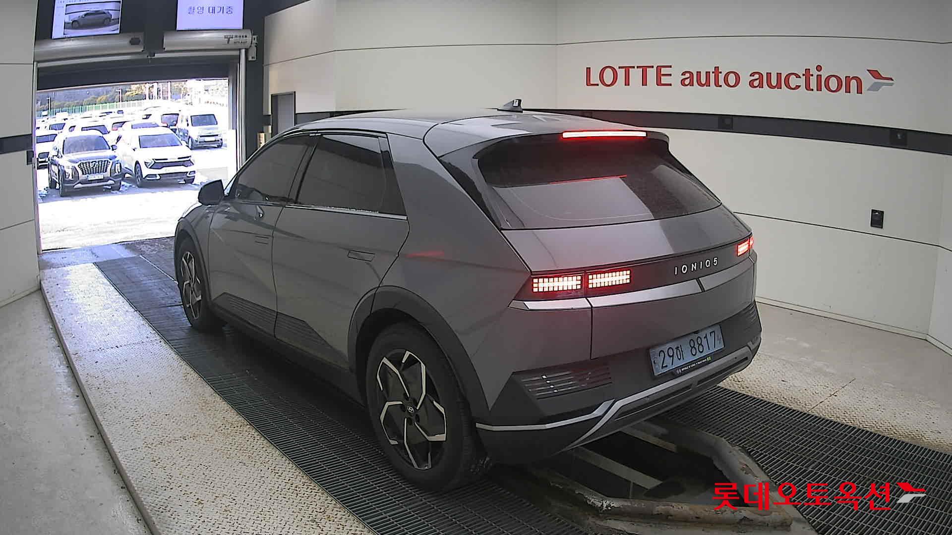 Hyundai IONIQ 5 2022 Galactic Grey Metallic из Кореи, фото 6