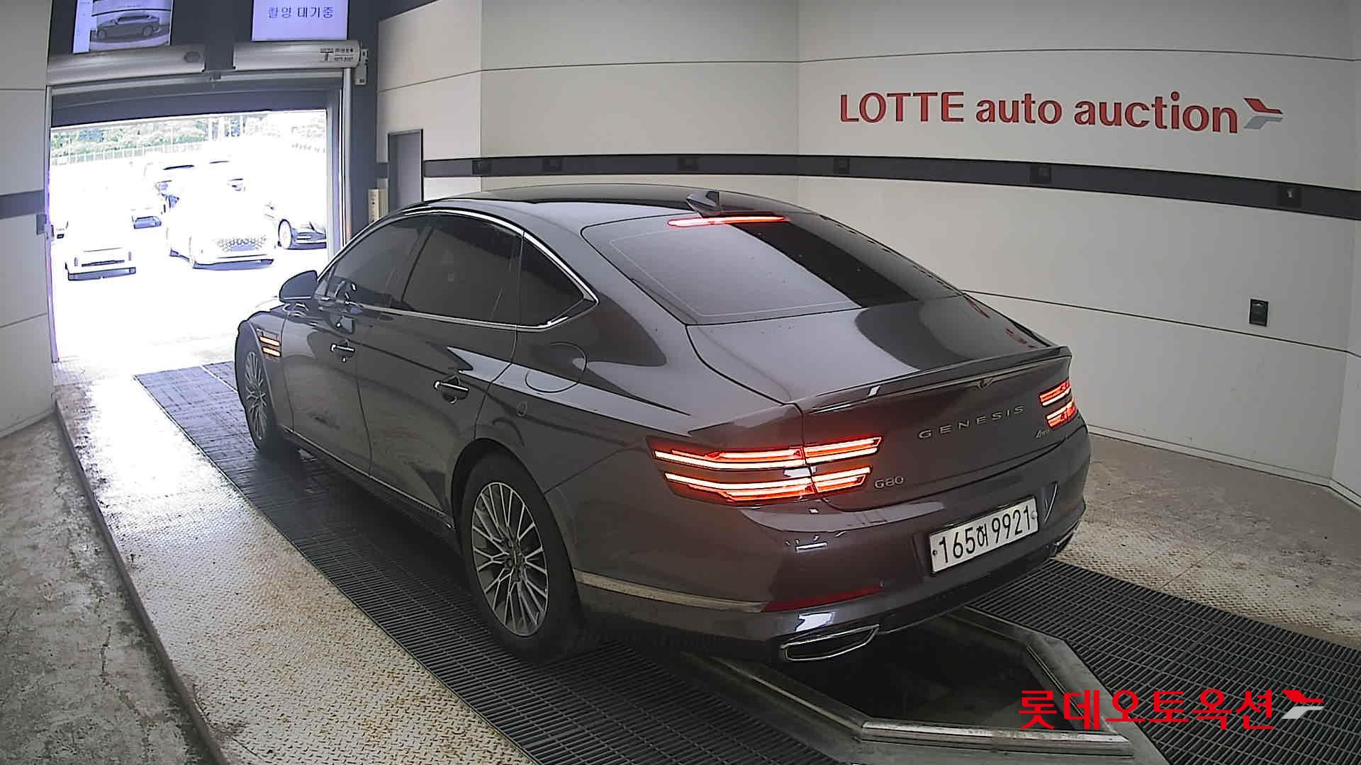 2022 - genesis g80