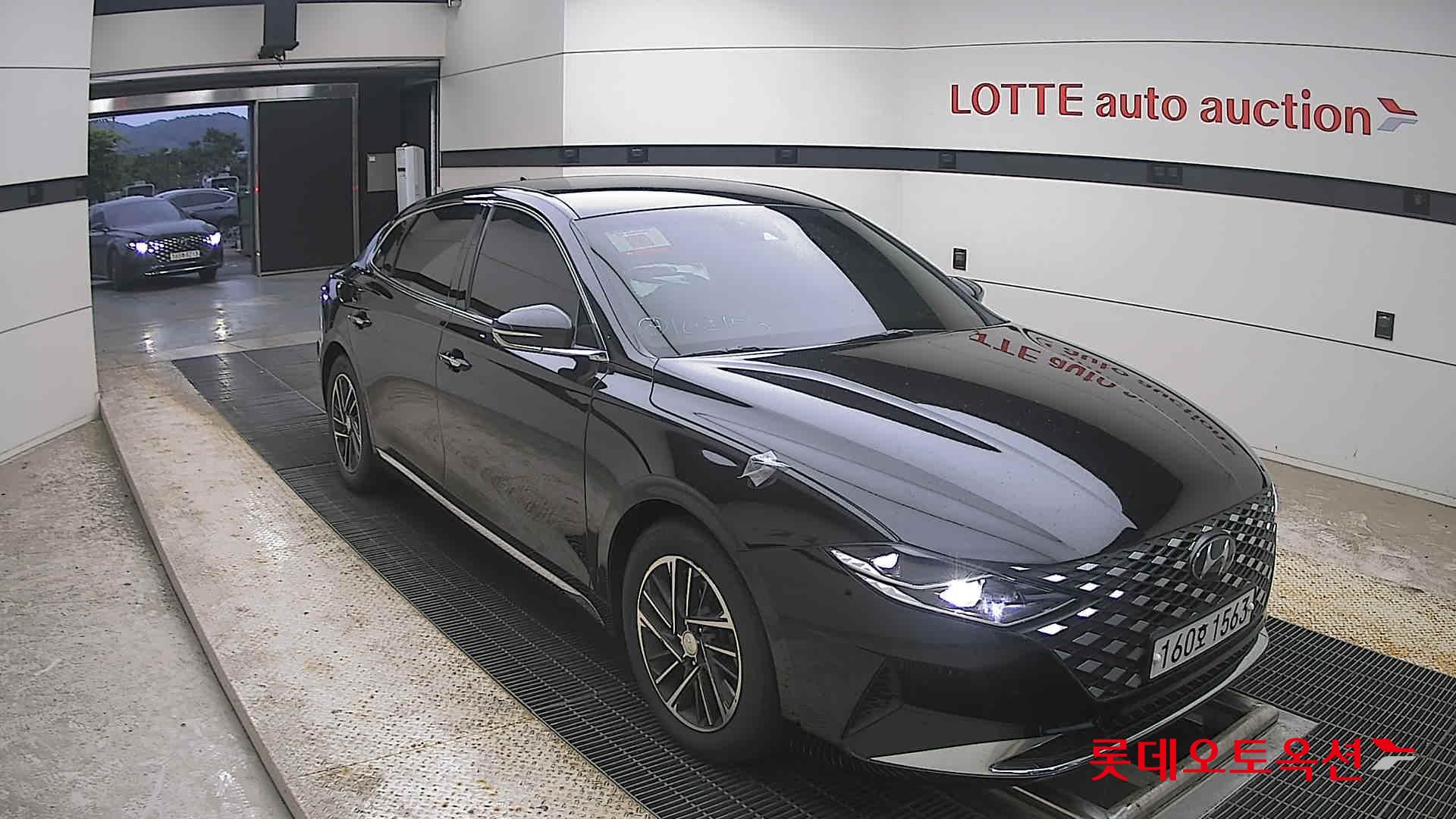 2021 - hyundai grandeur