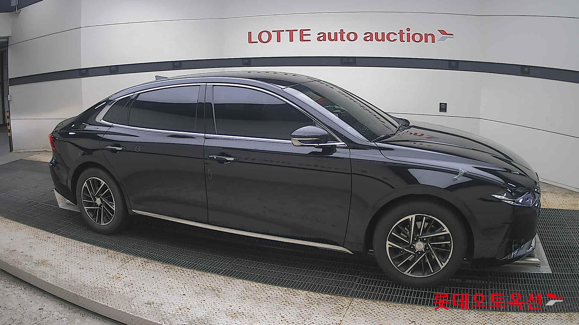 2021 - hyundai grandeur
