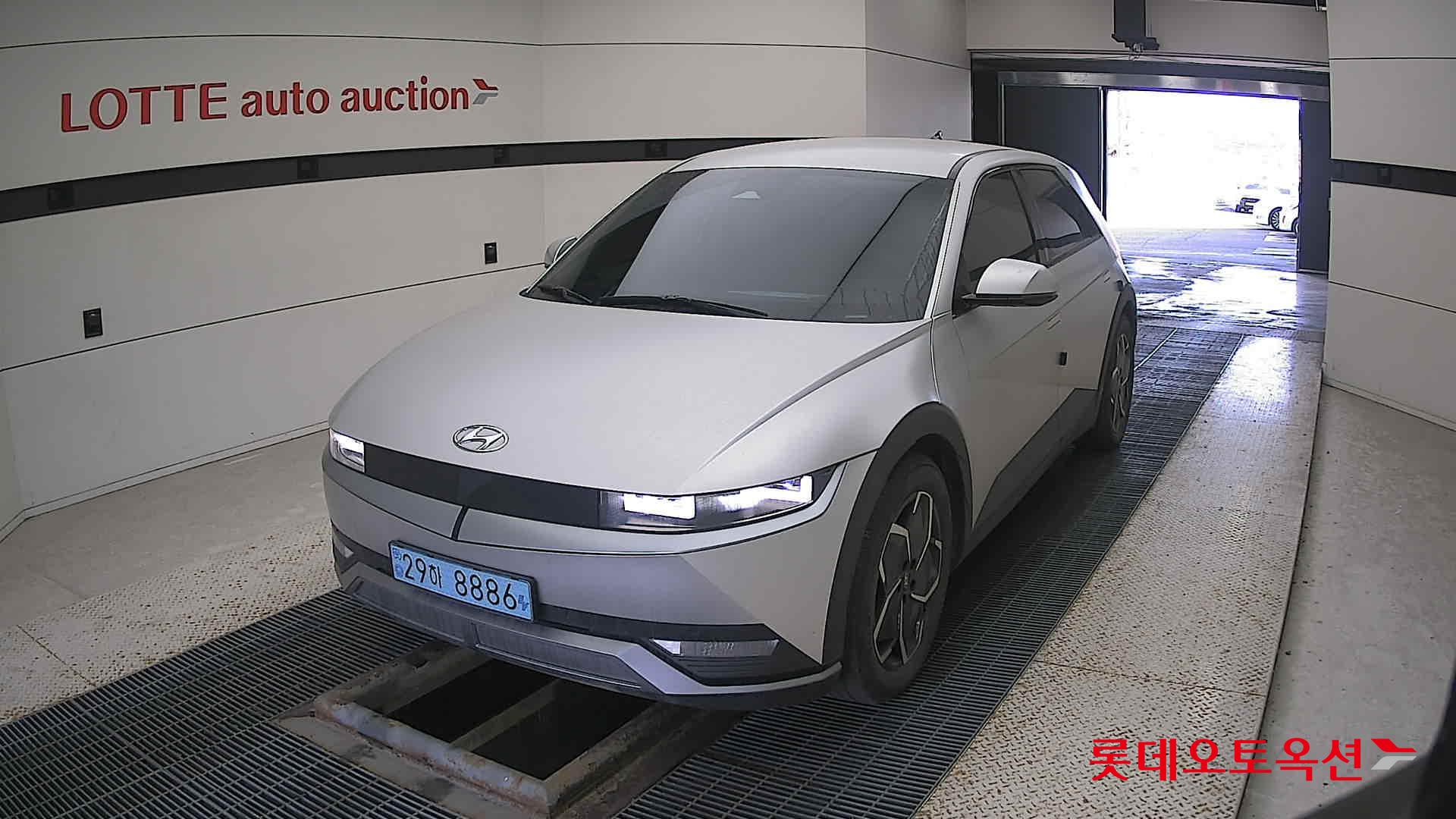 Hyundai IONIQ 5 2022 Gravity Gold Mat из Кореи