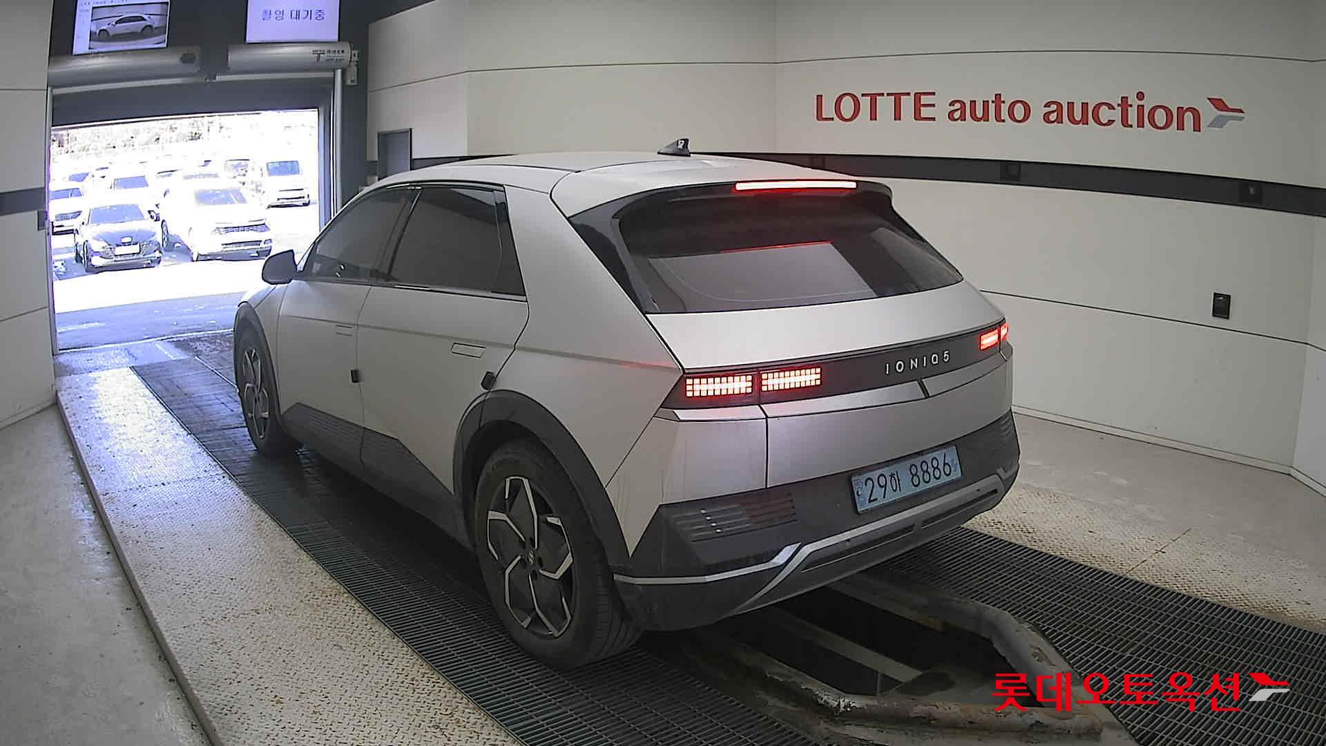 Hyundai IONIQ 5 2022 Gravity Gold Mat из Кореи, фото 6