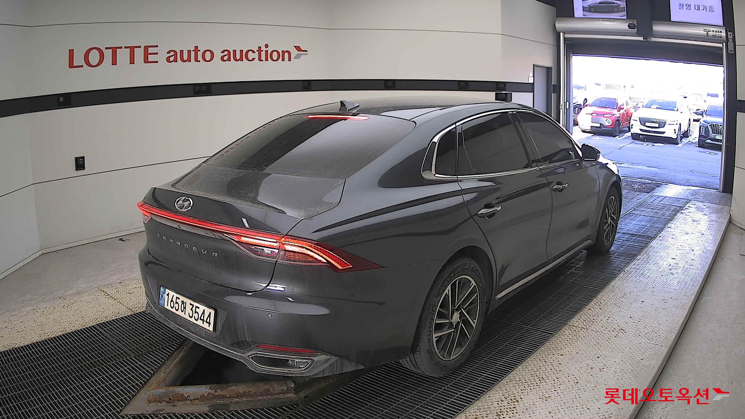 Hyundai Grandeur 2022 Nocturne Grey Metallic из Кореи, фото 4