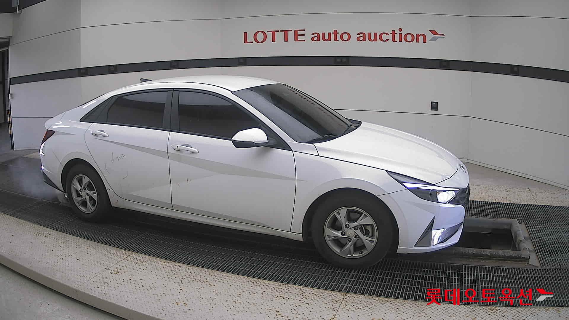 Hyundai Avante id 3633547 из Кореи 17