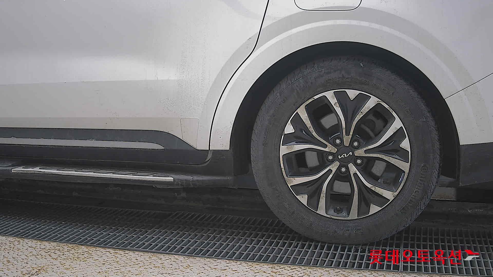 Kia Carnival id 3628830 из Кореи 22