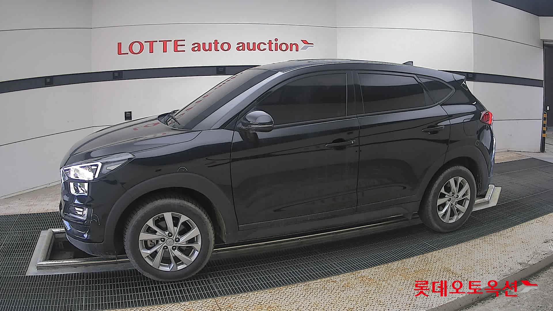 Hyundai Tucson - 12