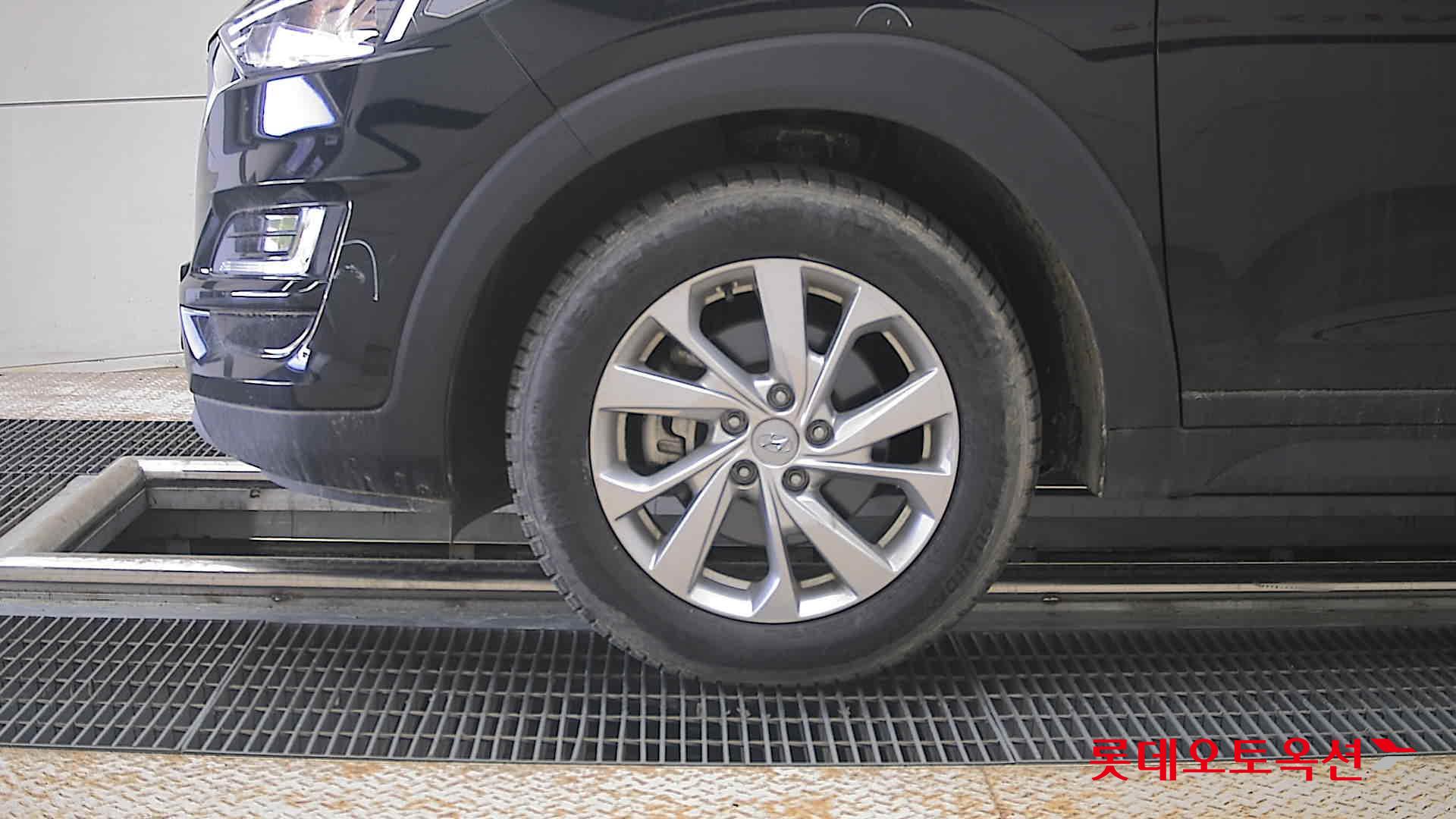 Hyundai Tucson - 25