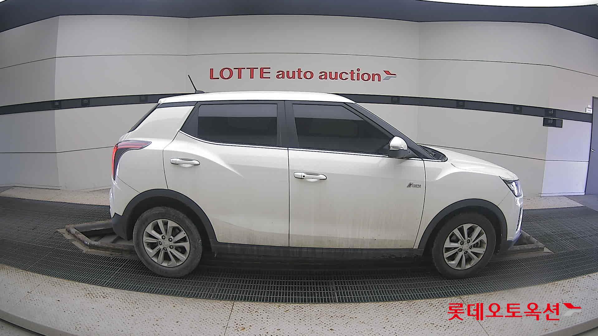 SsangYong Tivoli 2021 Grand White из Кореи, фото 3