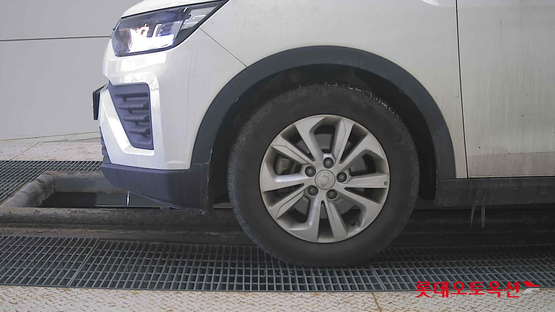 SsangYong Tivoli id 3628870 из Кореи 21