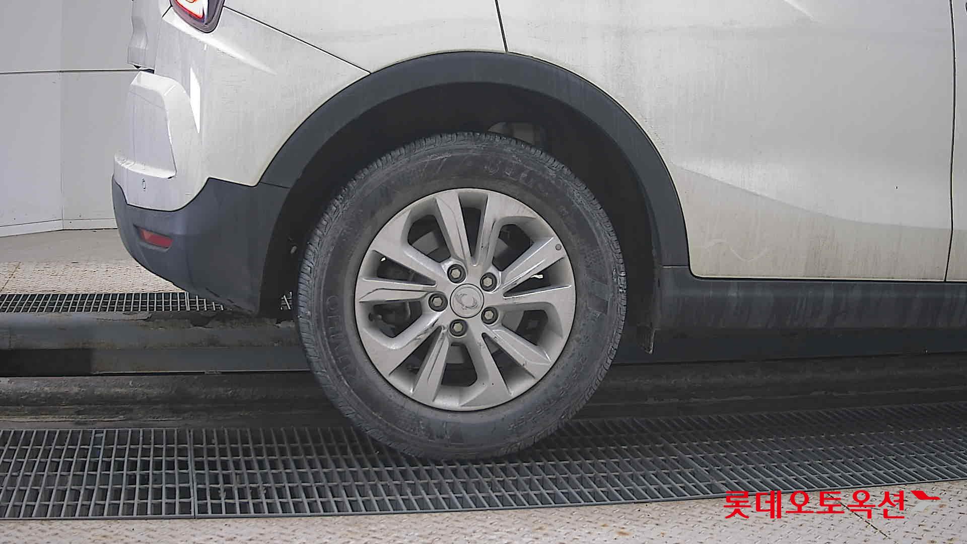 SsangYong Tivoli id 3628870 из Кореи 24