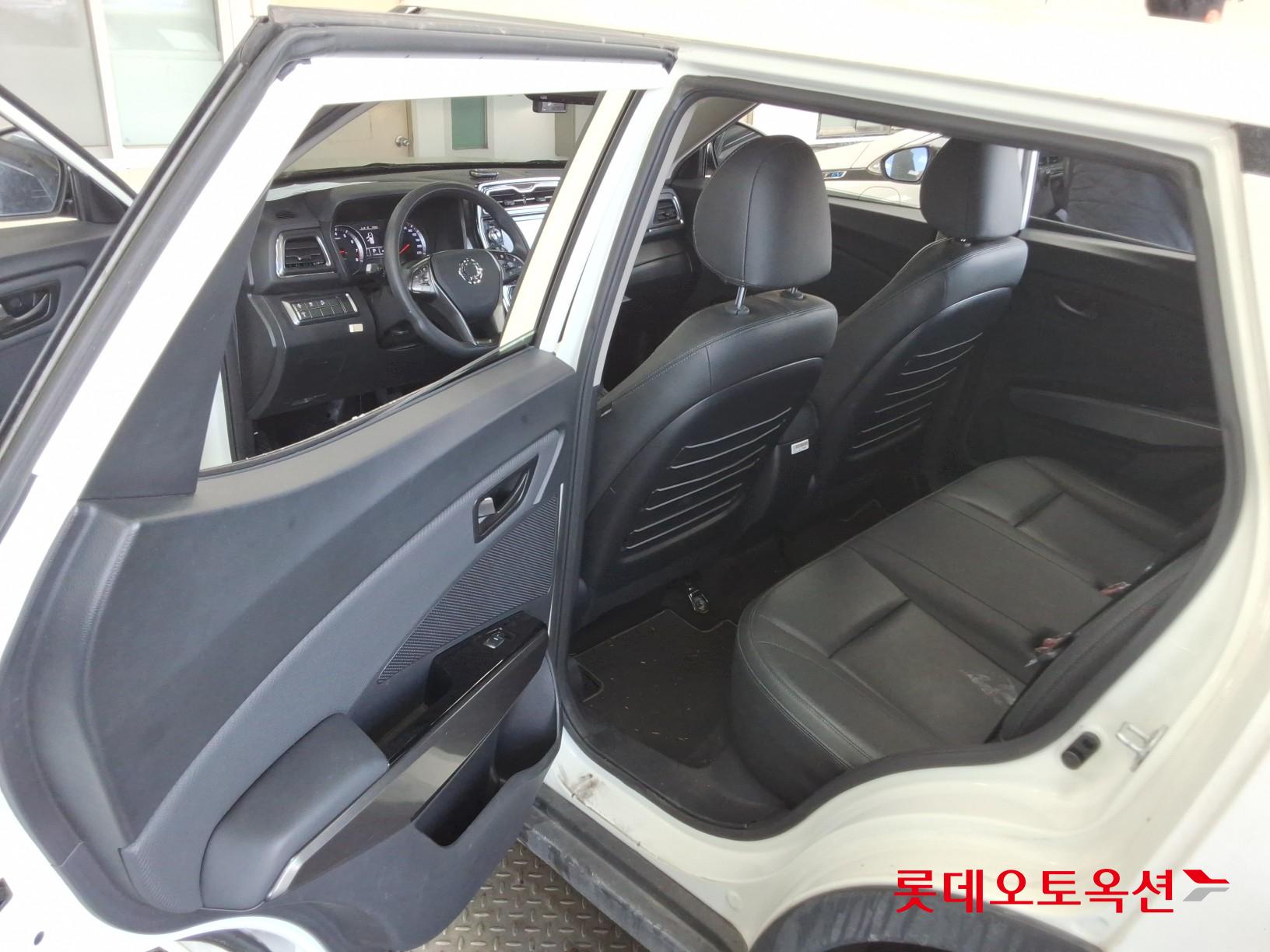 SsangYong Tivoli id 3628870 из Кореи 35