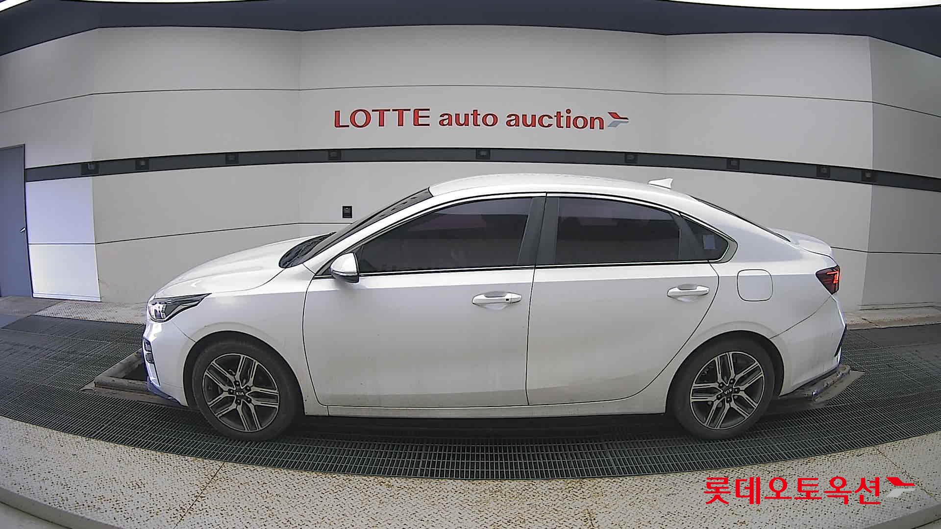 Kia K3 id 3628817 из Кореи 7