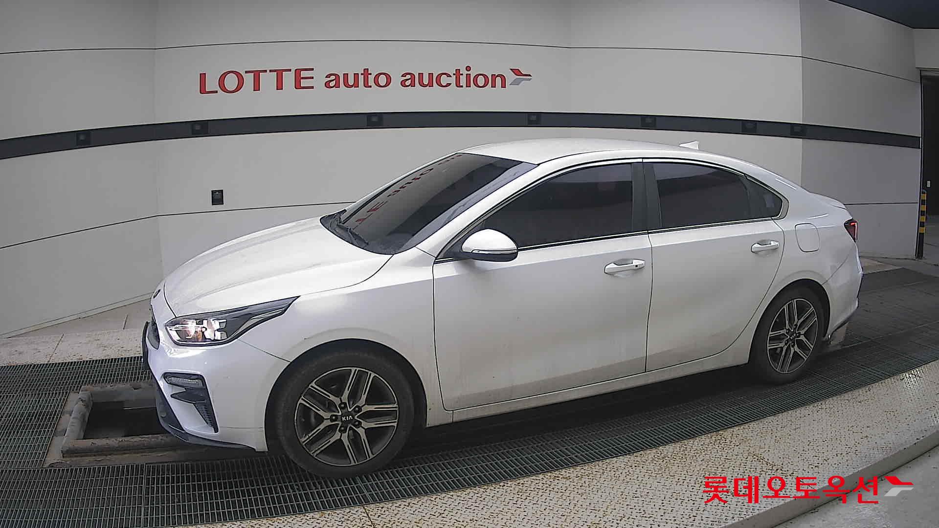 Kia K3 id 3628817 из Кореи 12