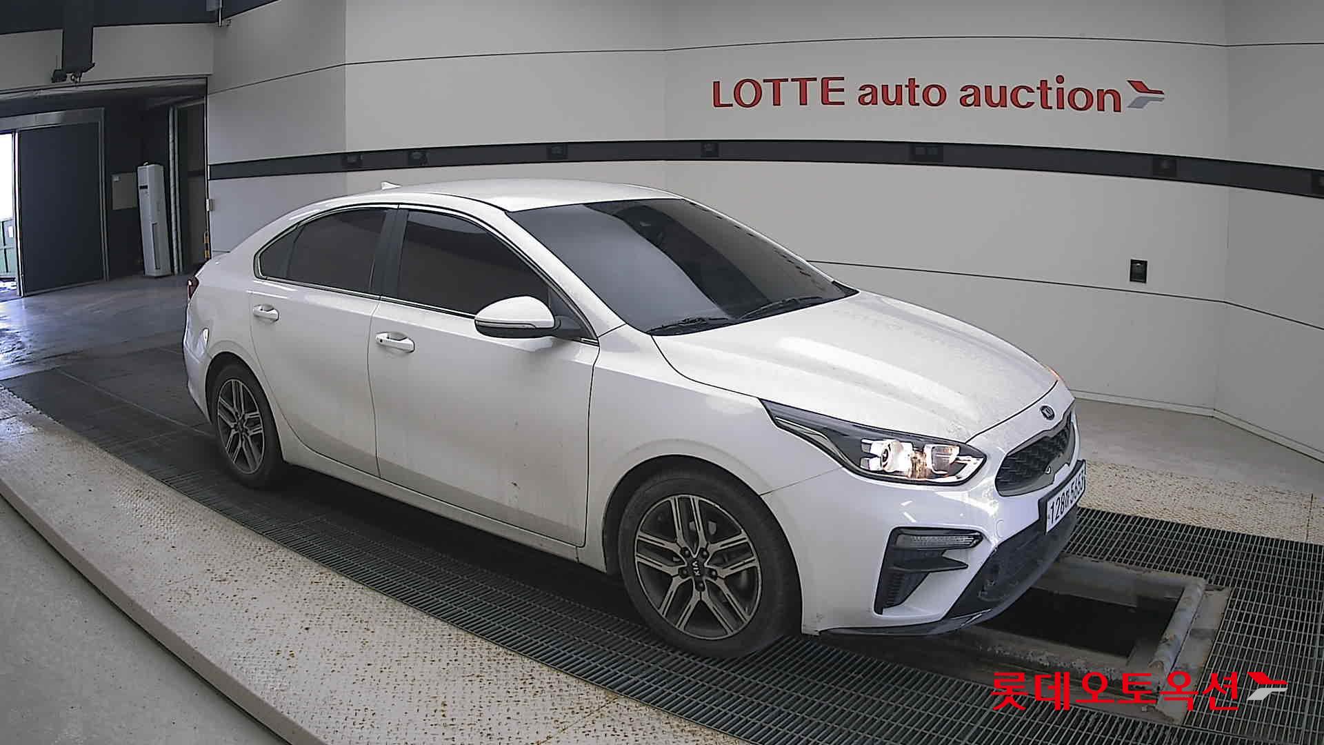 Kia K3 id 3628817 из Кореи 16