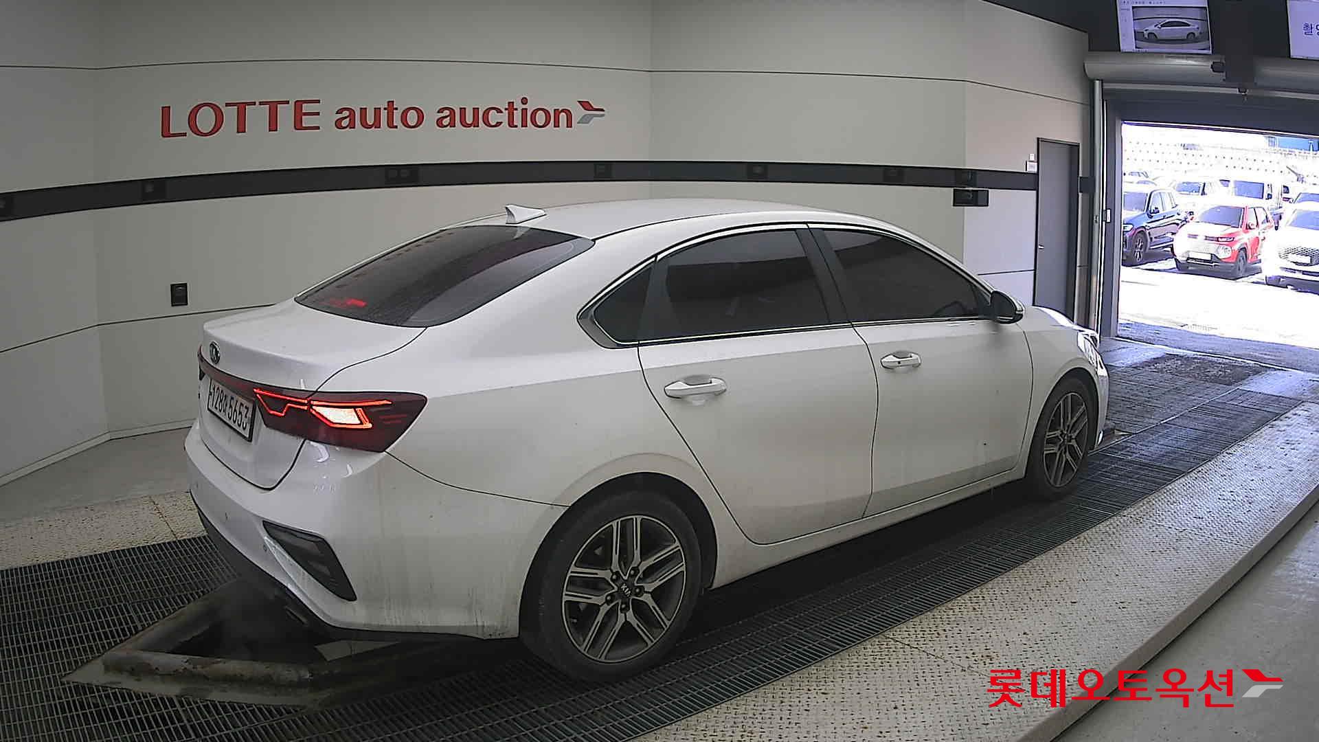 Kia K3 id 3628817 из Кореи 19