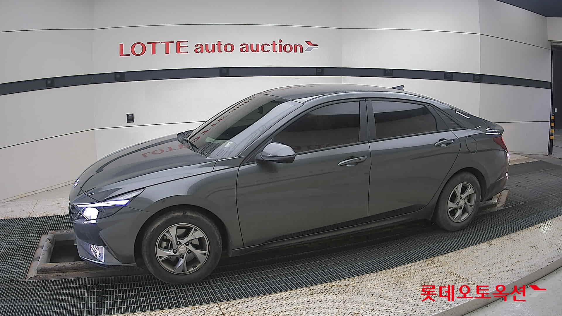 Hyundai Avante id 3628745 из Кореи 12